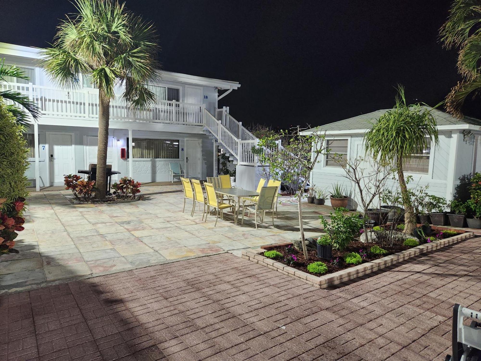 Motel The Palms On Ocean Pompano Beach Esterno foto