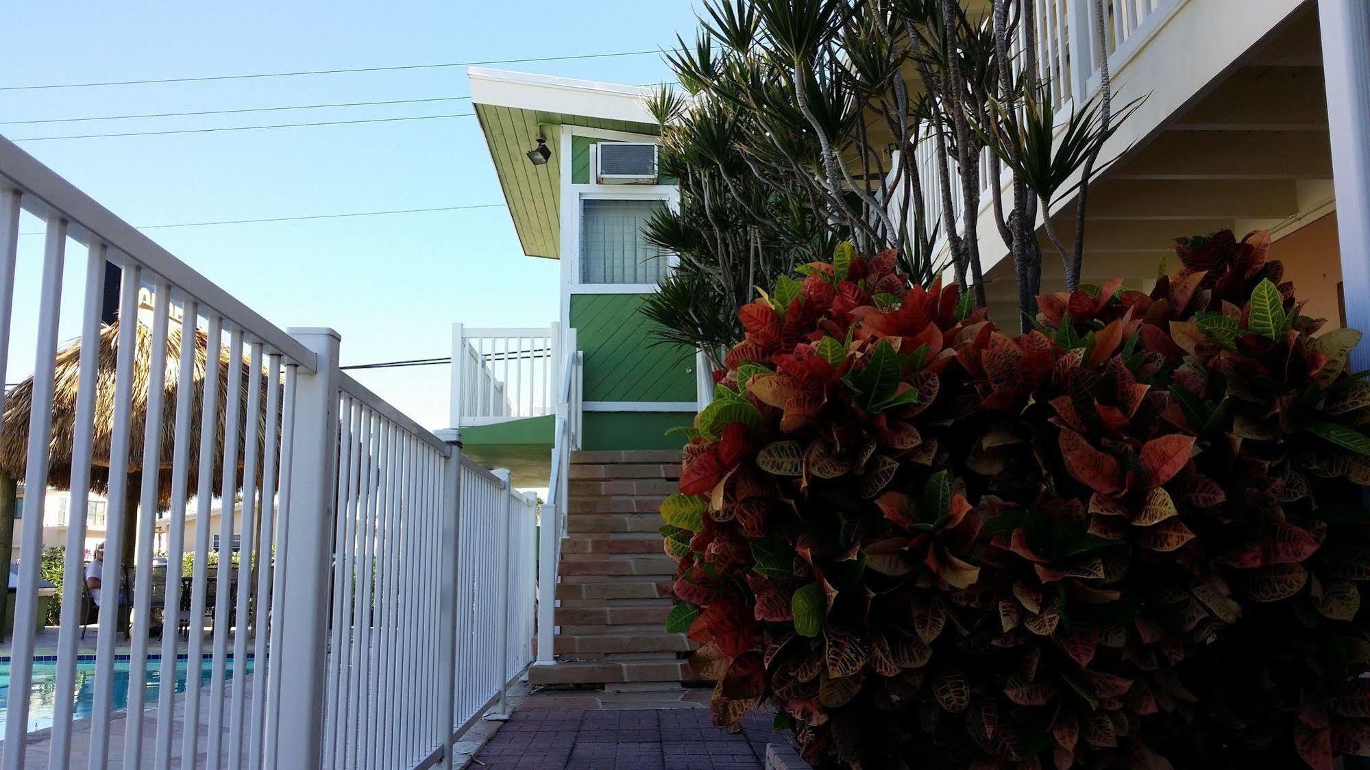 Motel The Palms On Ocean Pompano Beach Esterno foto